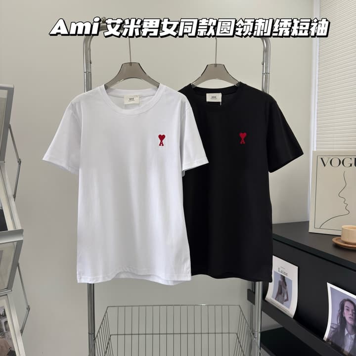 AMI Paris Small Logo Embroidered Cotton T-Shirt in Classic Black