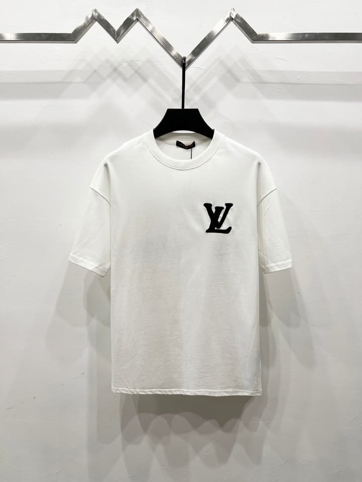 Louis Vuitton Monogram Logo Patch T-Shirt – 25SS in Black