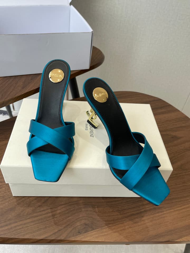 Saint Laurent Opyum Satin Heeled Mules – Early Spring Collection – 26S in Champagne Gold