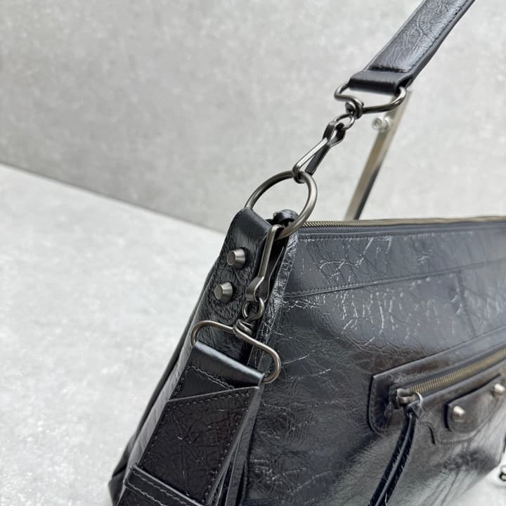 Balenciaga Le City Moto Large Hobo Bag – 25FW in Oil Wax Black