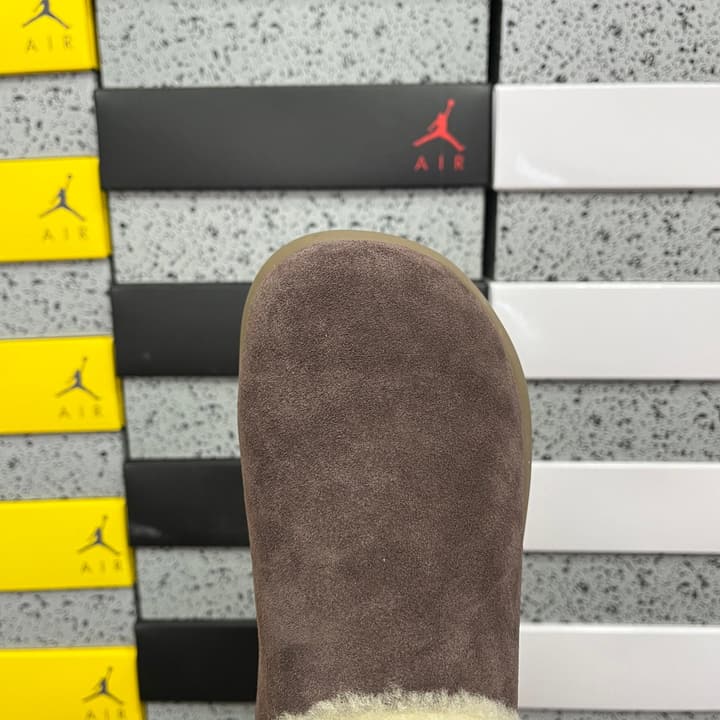 UGG Platform Low-Cut Snow Boots in Black Suede Slip-on