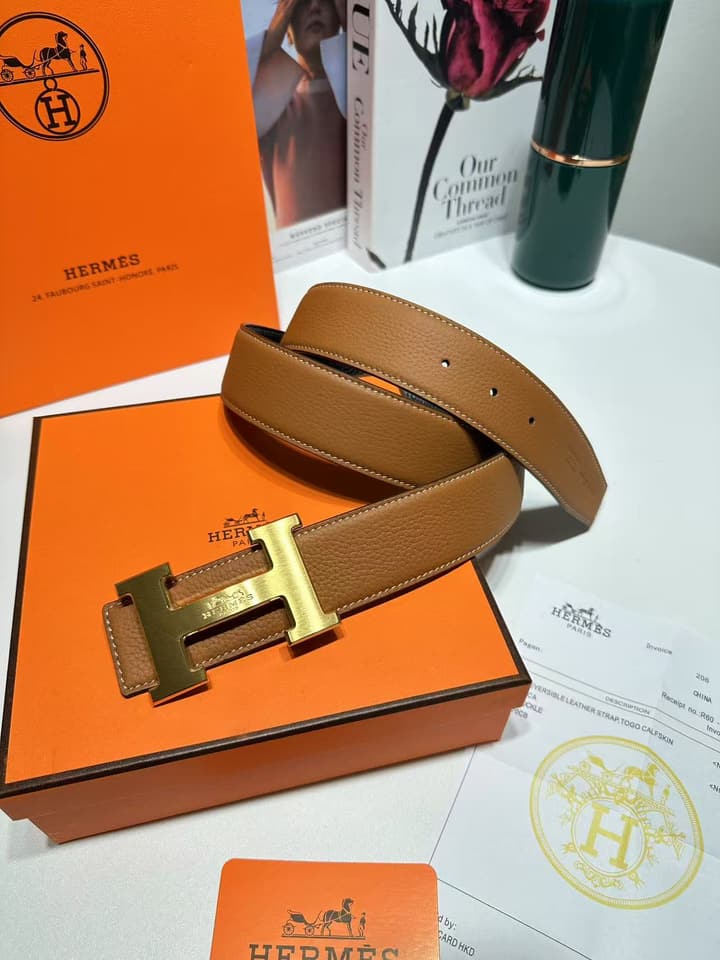 Hermès Men's Top-Layer Cowhide Pin Buckle Belt in Black With Silver Buckle