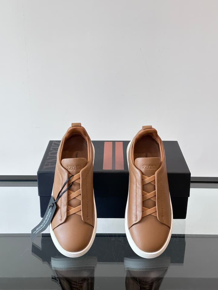Zegna Men's Low-Top Leather Sneakers in Black & White