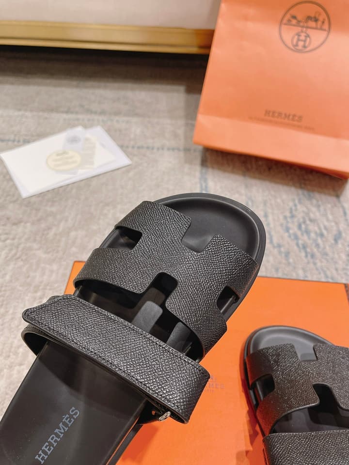 Hermès Chypre Suede Unisex Slides in Black With Dark Blue Strap