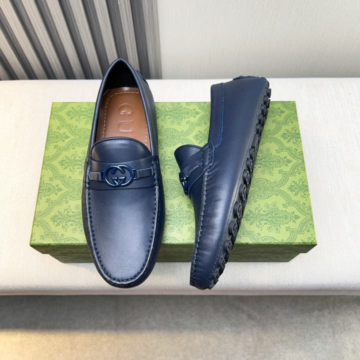 Gucci Premium Leather Loafers in Black Embossed Leather
