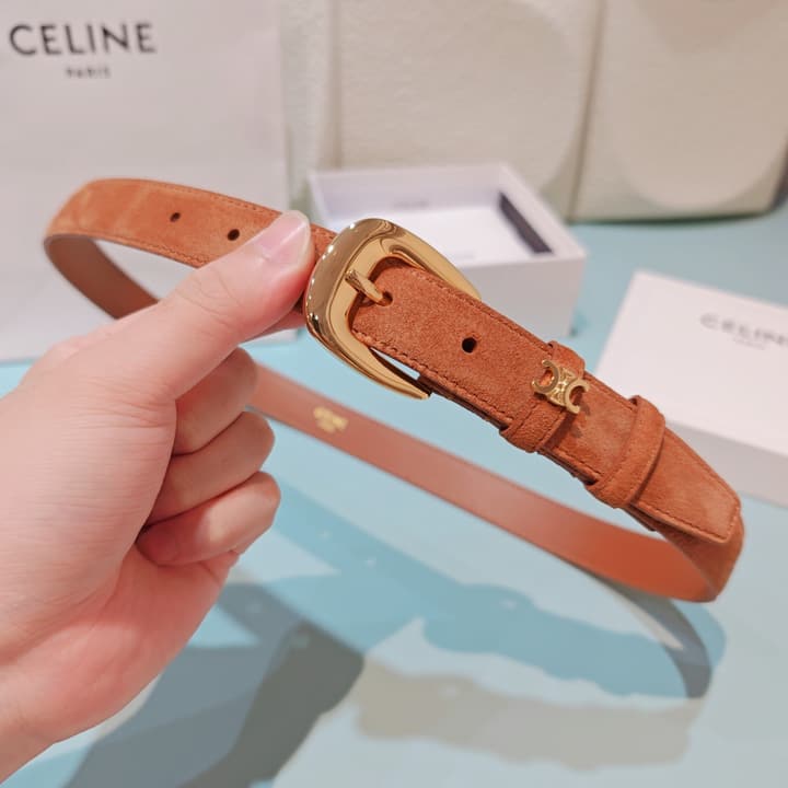 Celine 2.5cm Reversible Cowhide Belt in Classic Black