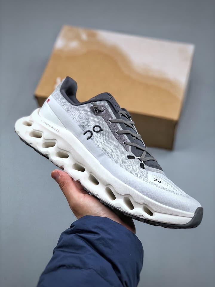 On Cloudtilt Lightweight Sneakers