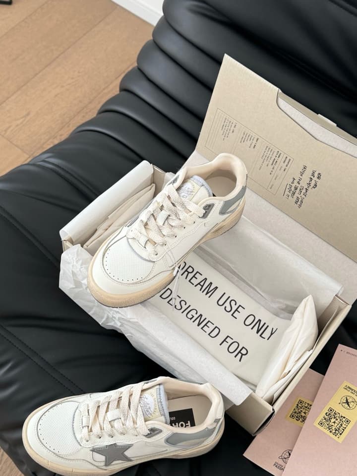 Golden Goose Graffiti Sneakers – 2024 Collection in Cream With Black Star