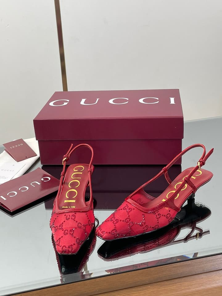 Gucci Cosmogonie GG Crystal Slingback Sandals – 2025 Early Autumn Collection in Black Crystal Gg