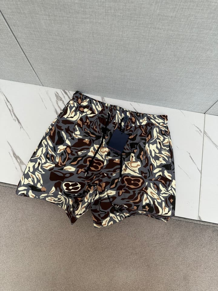 Louis Vuitton Men's Casual Beach Shorts – 2025SS in Grey Abstract Floral
