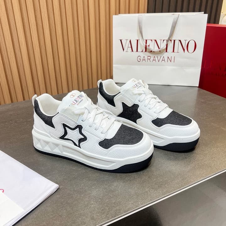 Valentino OneStud Casual Sneakers – 2024 New Color