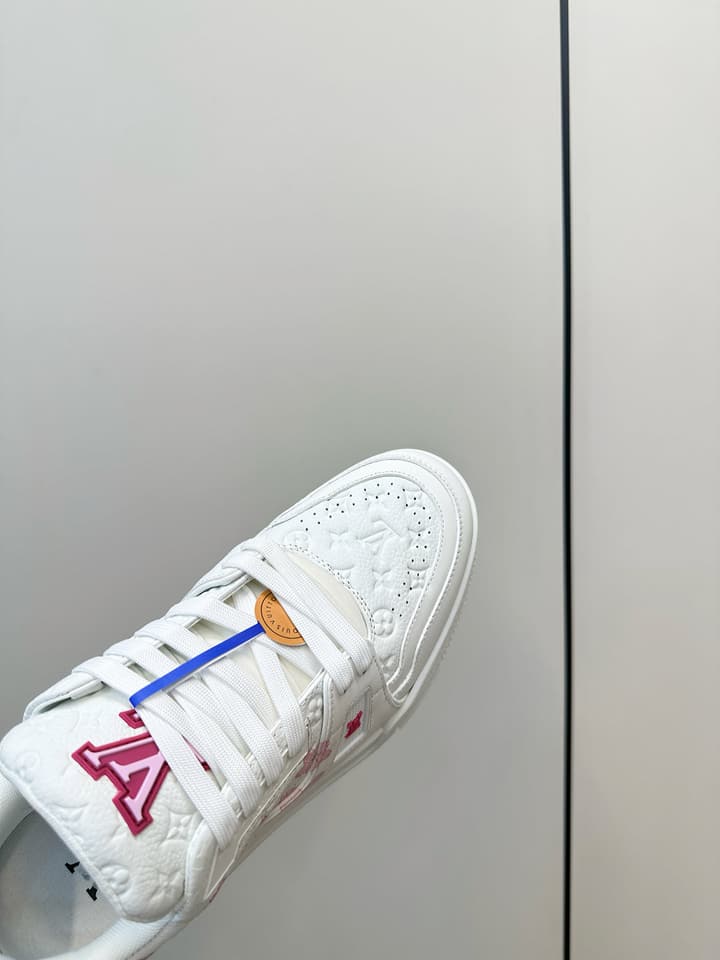 Louis Vuitton LV Trainer Sneakers