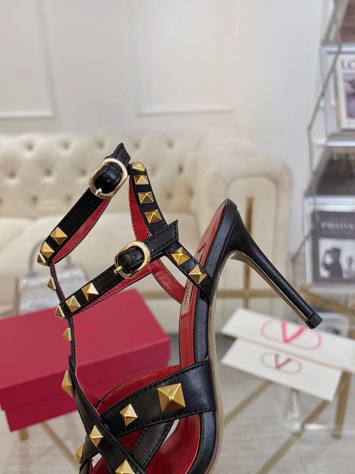 Valentino Studded Cut-Out High-Heeled Sandals – 26SS in Pink