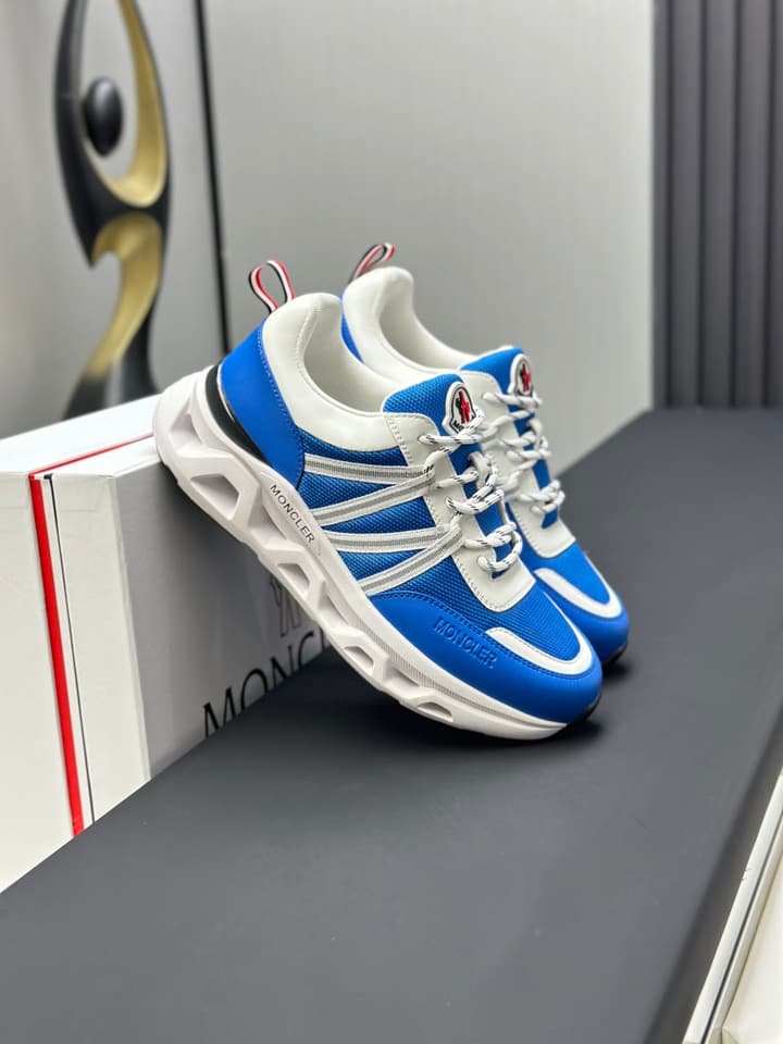 Moncler Trailgrip GTX Performance Running Shoes in Black