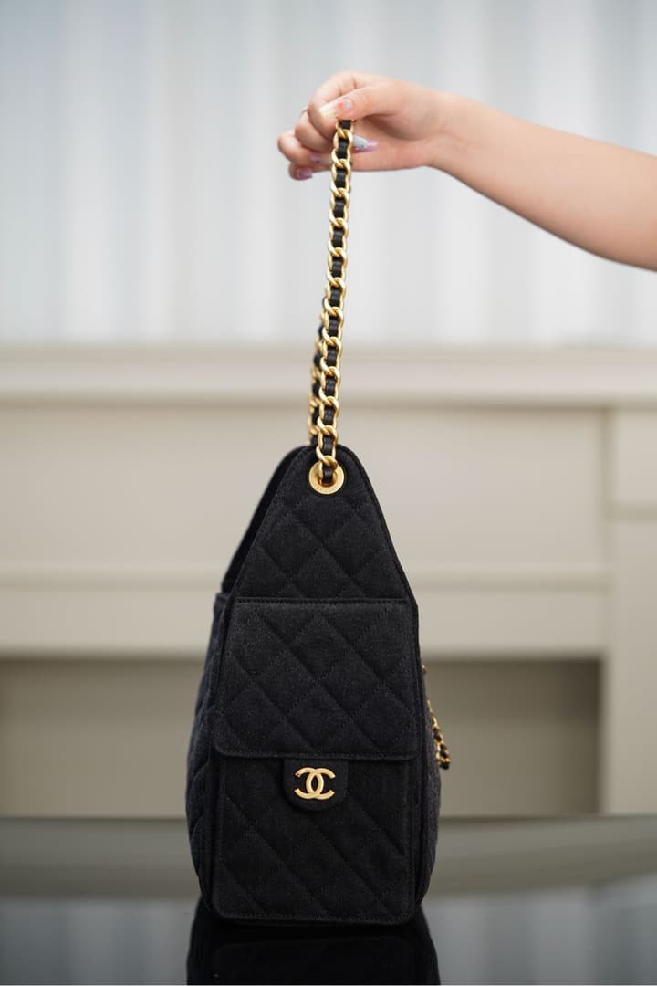 Chanel 25S Small Hobo Bag
