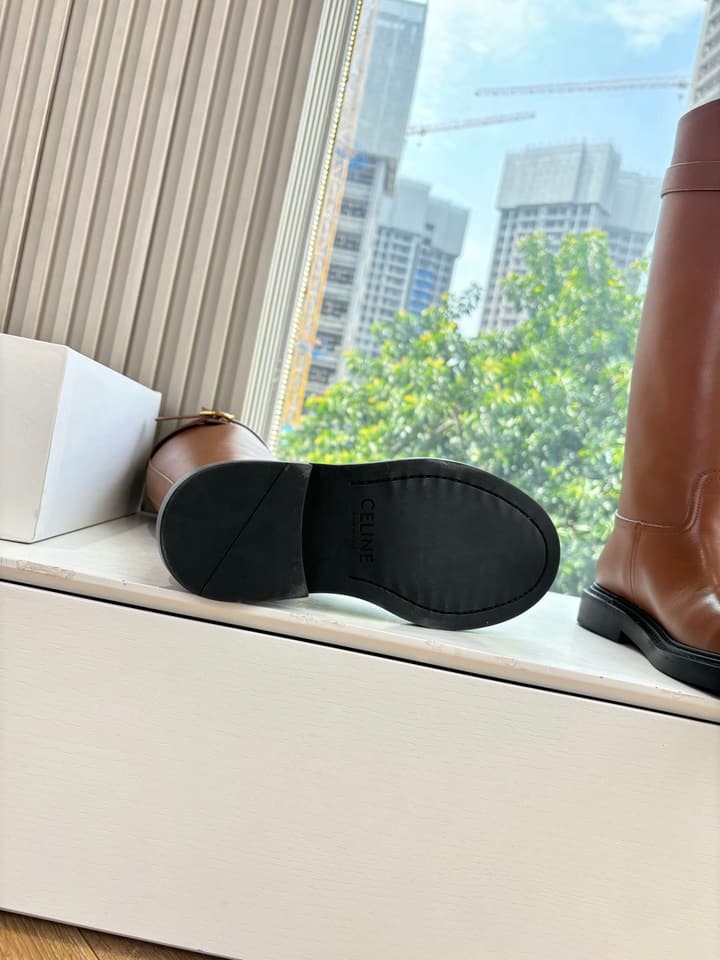 Celine Triomphe Leather Knight Boots – 2025 Autumn/Winter Collection in Black