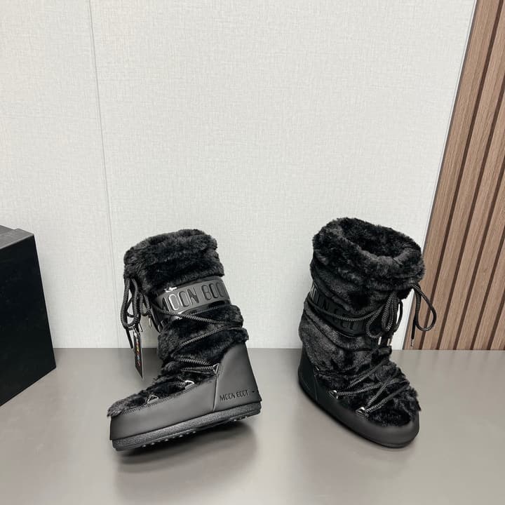 Moon Boot Fluffy Y2K Snow Boots – 2024FW in Black
