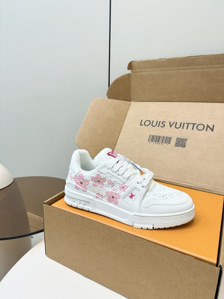 Louis Vuitton LV Trainer Sneakers
