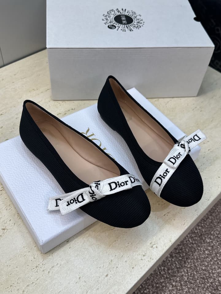 Dior J'Adior Bow Ballet Flats – 2026 Early Spring Collection