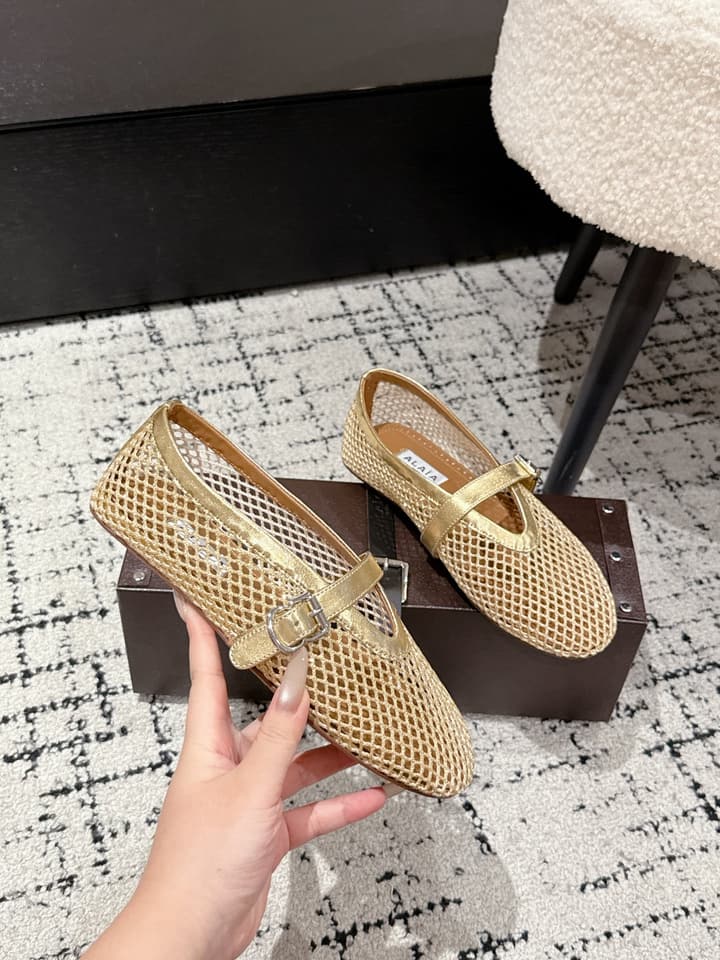 Alaïa Flat Mesh Ballet Flats – 25SS in Golden Beige Mesh