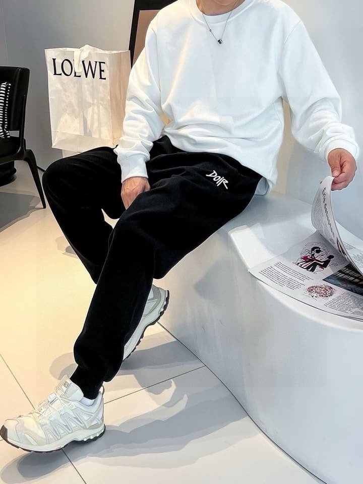 Dior Irregular Letter Embroidery Sweatpants – 23SS in Black