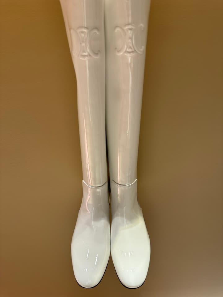 Celine Retro Chunky Heel Knee-High Boots – 24SS Autumn/Winter Collection in Lustrous Black