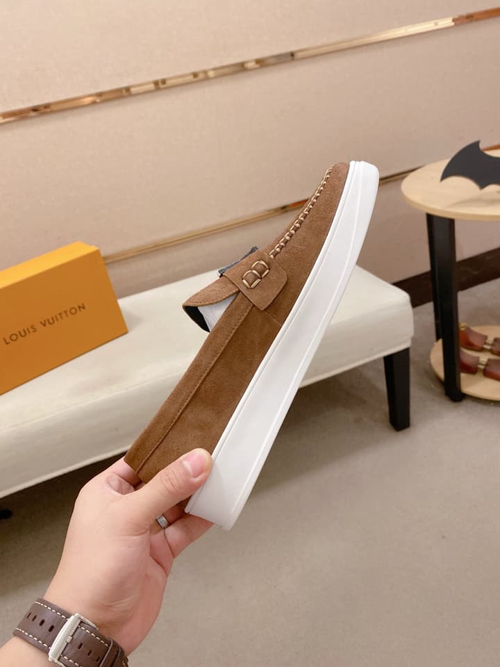 Louis Vuitton New Release Luxury Leather Loafers in Brown Loafer