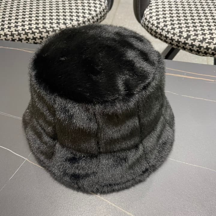 Moncler Fluffy Autumn/Winter Bucket Hat in Dark Gray Sherpa