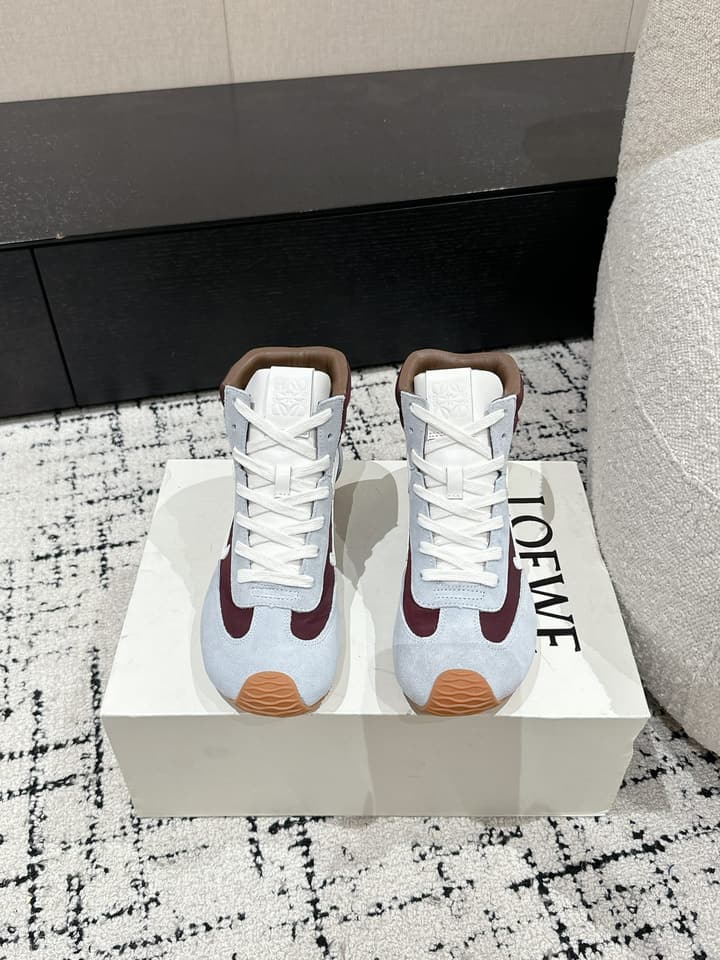 Loewe Flow Runner 2.0 Runway Sneakers – 25SS in All White With Gum Sole
