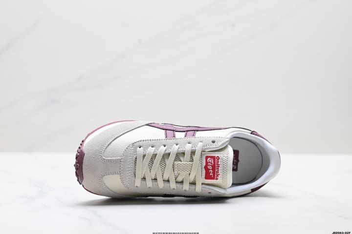 Onitsuka Tiger Edr 78 Low-Top Running Shoes in Cream And Burgundy