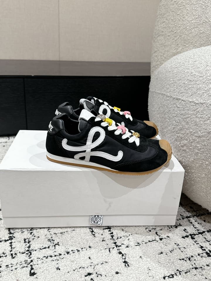 Loewe Ballet Runner 2.0 Unisex Sneakers – 2025 Collection in White And Light Blue