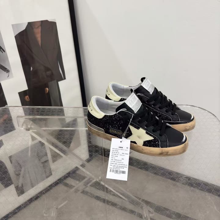 Golden Goose Superstar Distressed Sneakers – 2024 New Style in Black Suede With White Star