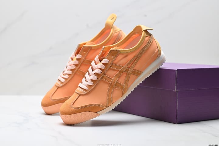Onitsuka Tiger Mexico 66 Deluxe Nippon Made Sneakers in Beige With Taupe Stripes