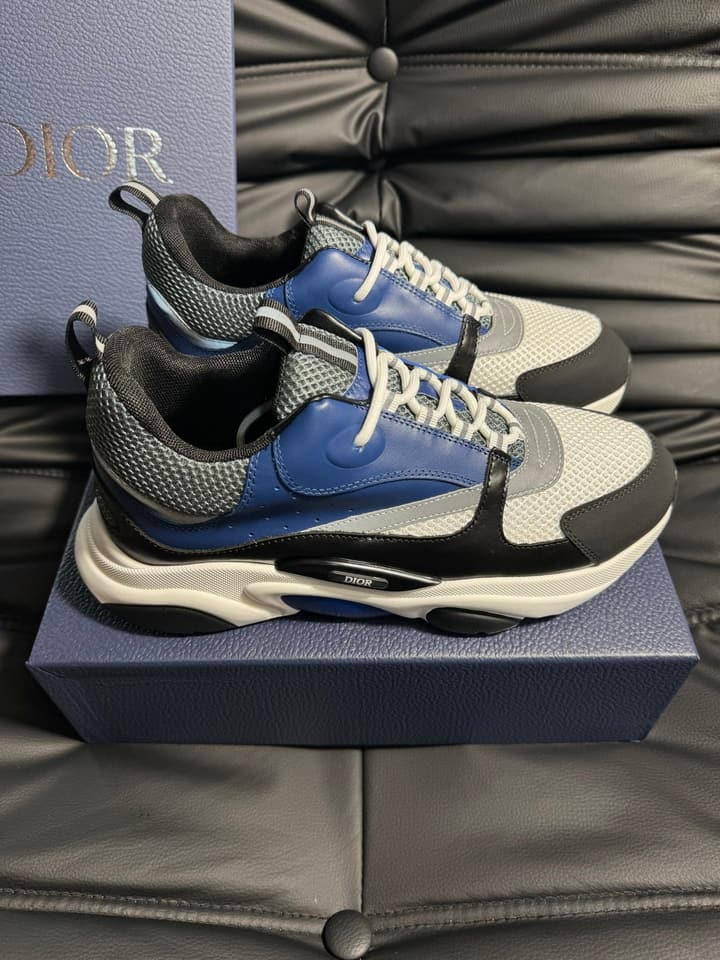 Dior B22 Calfskin Sneakers in Black