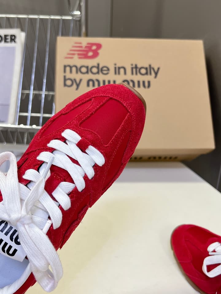 Miu Miu x New Balance 530 SL Sneakers