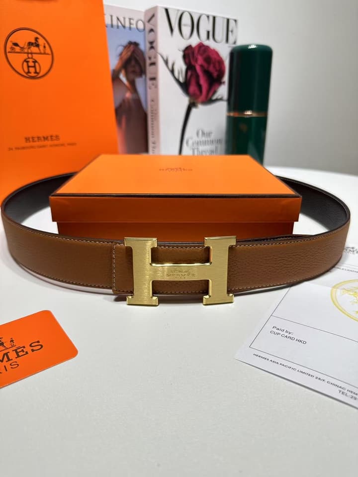 Hermès Men's Top-Layer Cowhide Pin Buckle Belt in Black With Silver Buckle