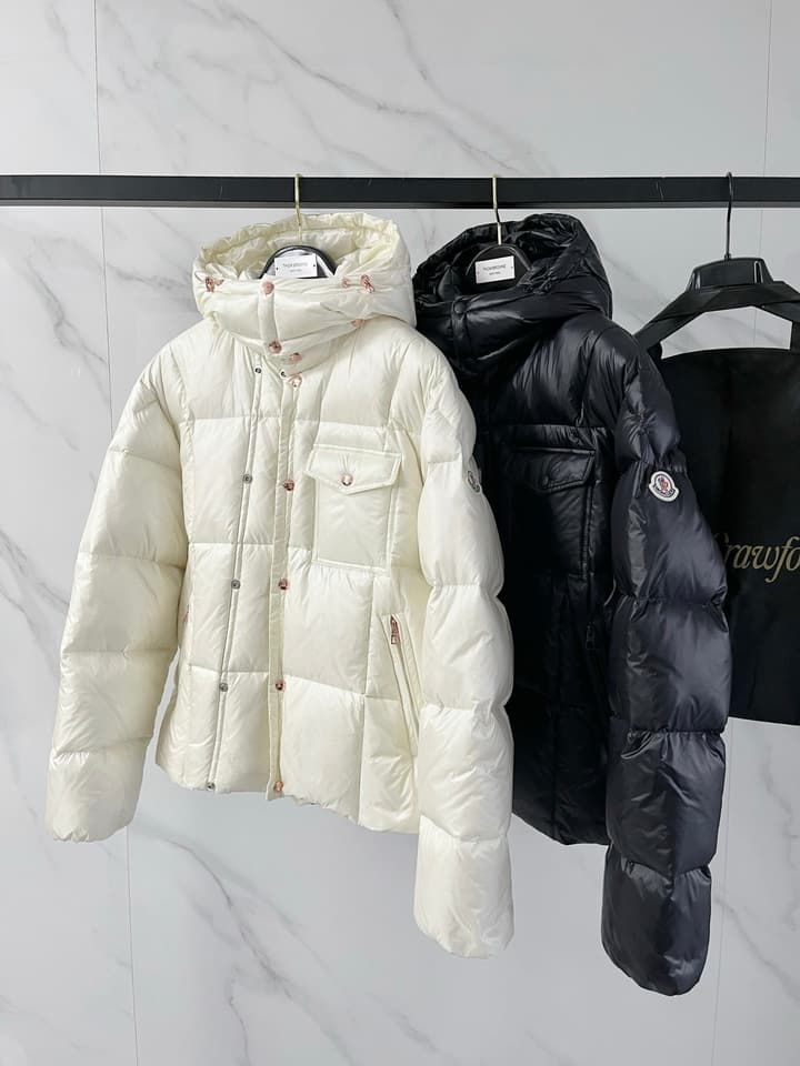 Moncler Men's Fashion Hooded Down Jacket – 25FW in Black Hooded Puffer