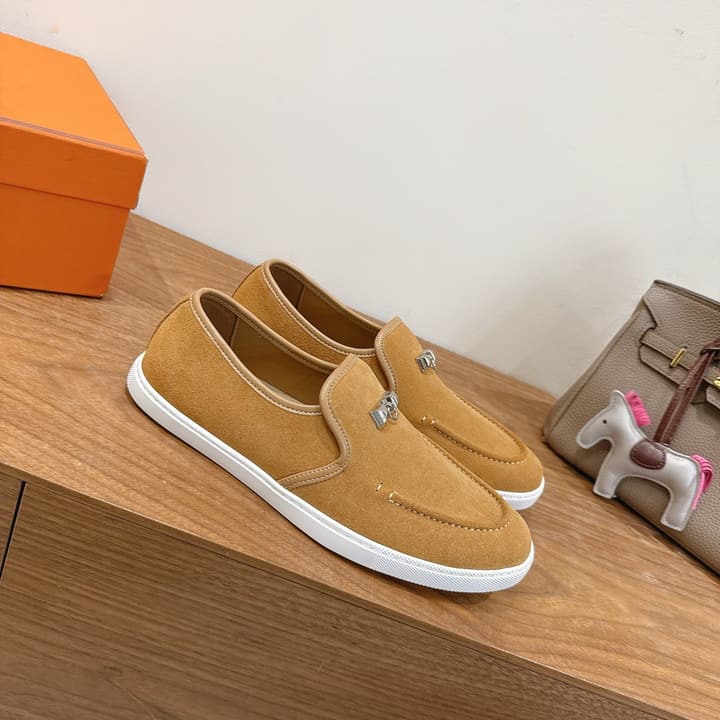 Hermès Classic Unisex Sandals – SS25 New Arrival in Beige