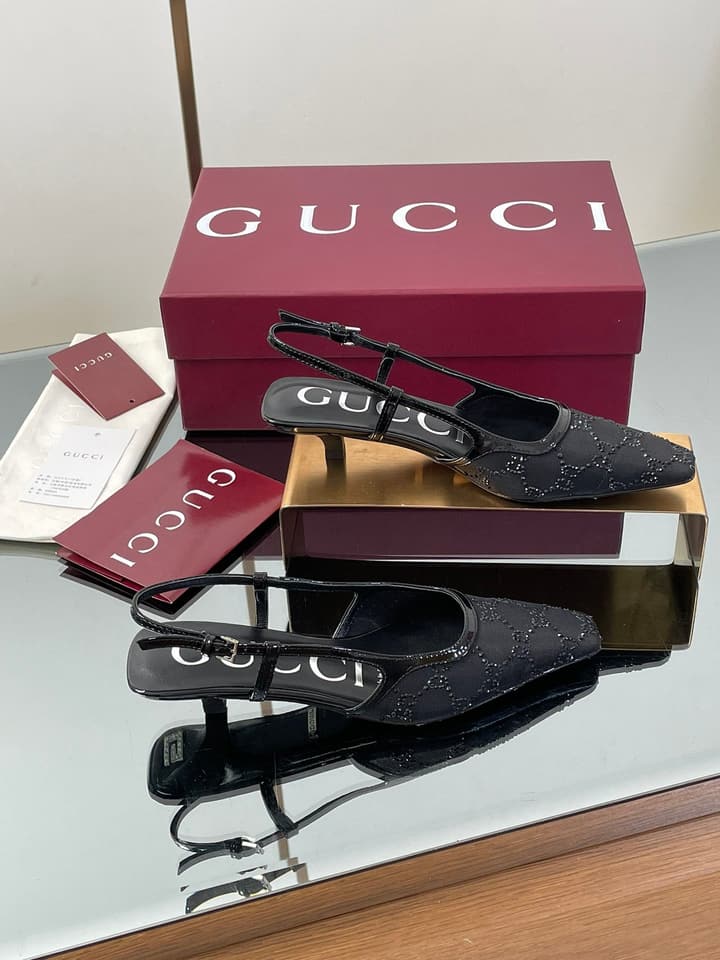 Gucci Cosmogonie GG Crystal Slingback Sandals – 2025 Early Autumn Collection in Black Crystal Gg