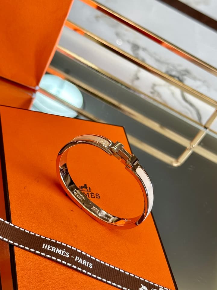 Hermès H-Letter Oval Series Bracelet in Light Blue Enamel