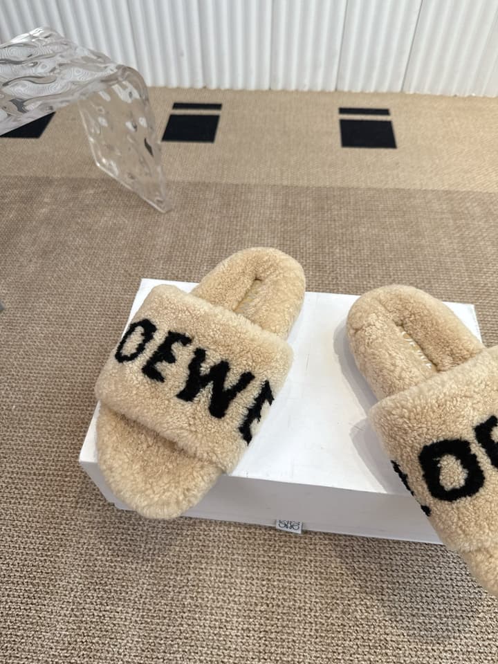 Loewe Classic Autumn/Winter Wool Slippers in Black With White Text