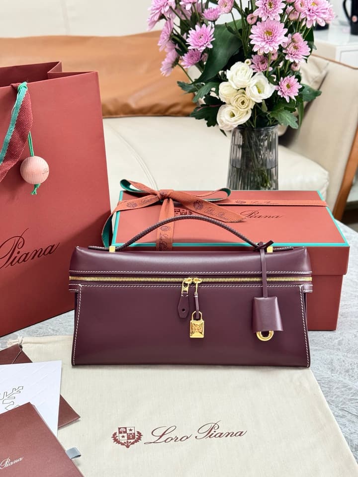 Loro Piana Extra Clutch L29 Handbag in Deep Maroon Leather Clutch