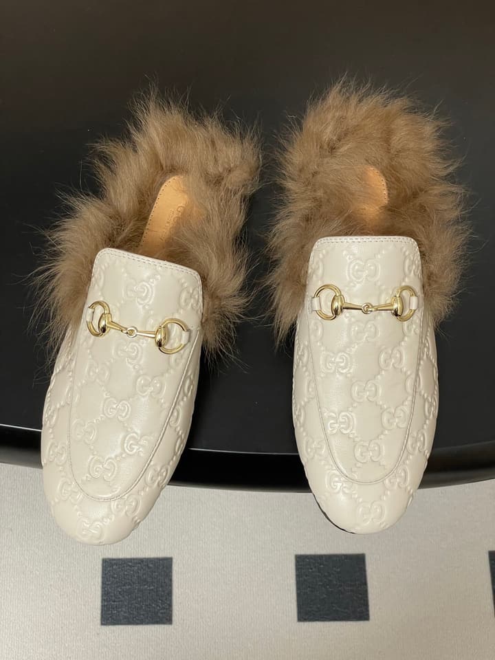Gucci Princetown Classic Wool Mules – 2025 Fall Latest Edition in Black Croc Embossed Leather