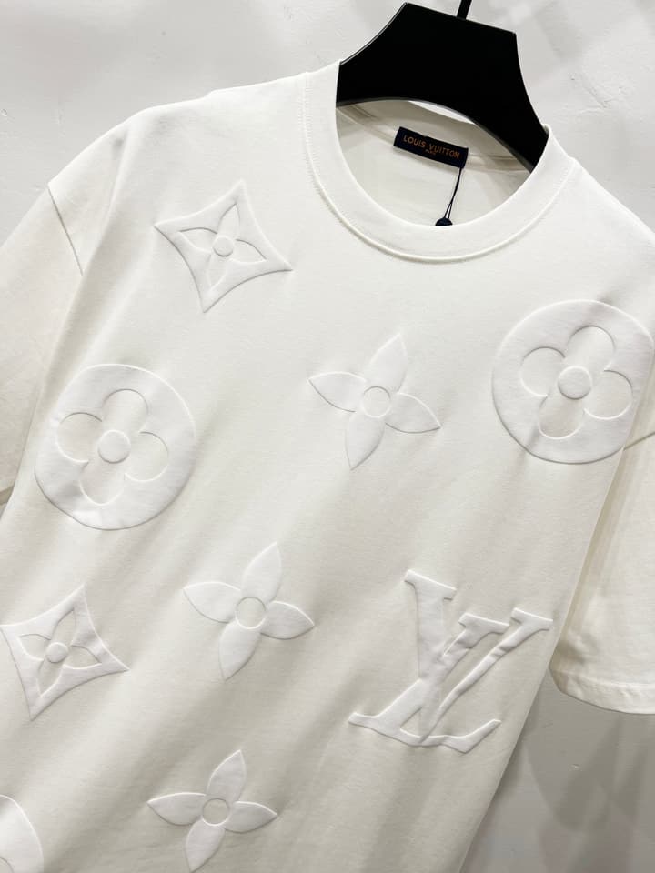 Louis Vuitton Monogram Clover Print Oversized T-Shirt in White