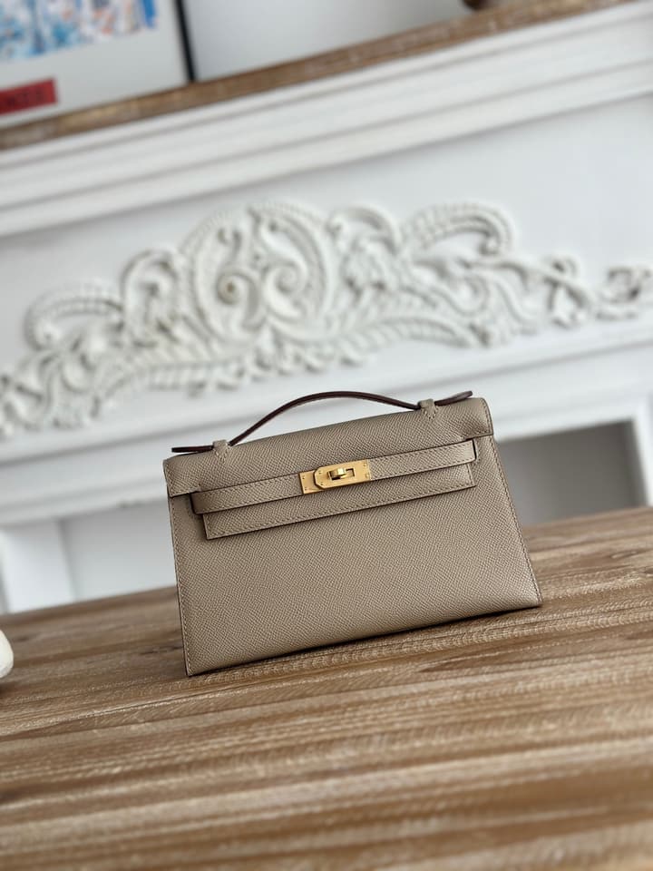 Hermès Kelly Mini Bag – 22cm in Cool Taupe