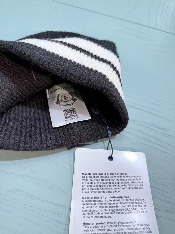 Moncler Classic Jacquard Knit Beanie – Kids Collection – 25FW in Classic Black Beanie
