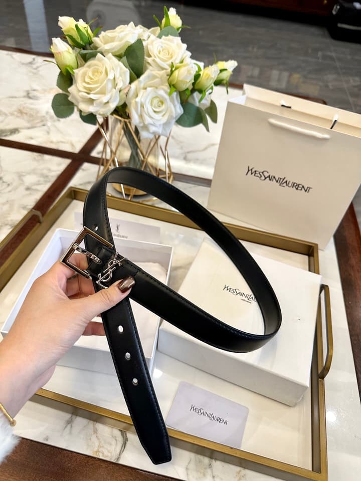 Saint Laurent Classic Leather Belt – 3.0cm