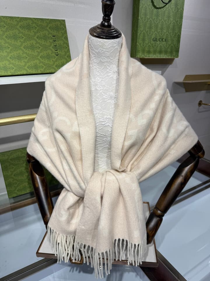 Gucci GG Cashmere Jacquard Scarf – 2025 Collection
