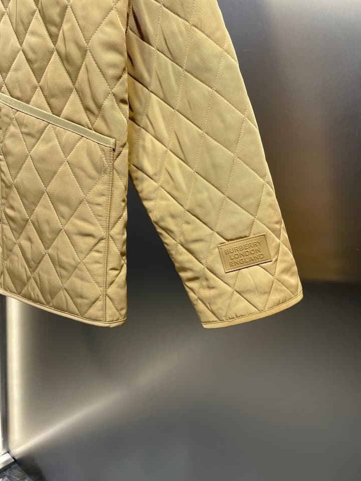 Burberry Quilted Long-Sleeve Jacket – 25FW in Charcoal Grey