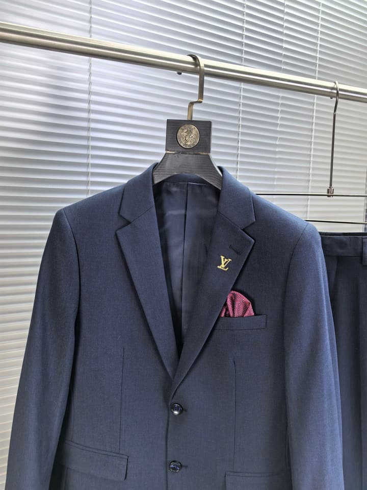 Louis Vuitton 2025 Casual Business Suit Set in Deep Navy Blue Suit Set